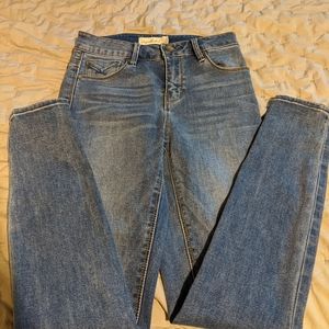 OLIVIA HIGH-RISE MED WASH All offers open